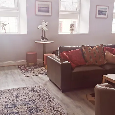 Lägenhet 360 Town & *