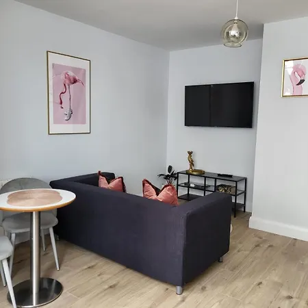 Lägenhet 360 Town & *