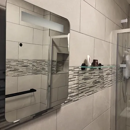 Apartment 360 Town &
